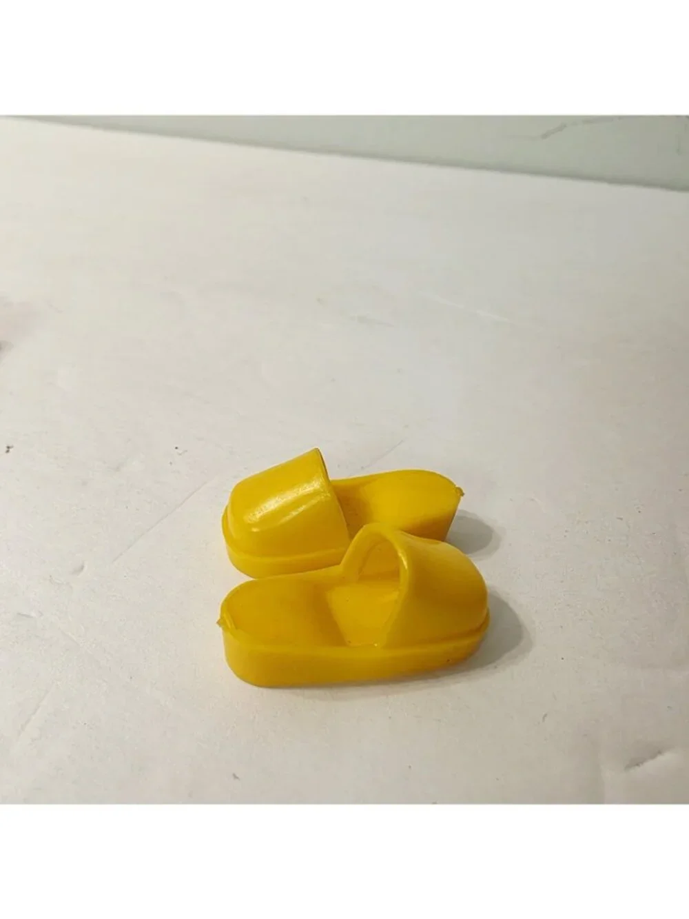 3 Pair Vtg Marx Sindy Doll 2 Red 1 Yellow Shoes Slip on Mules Clogs Slippers